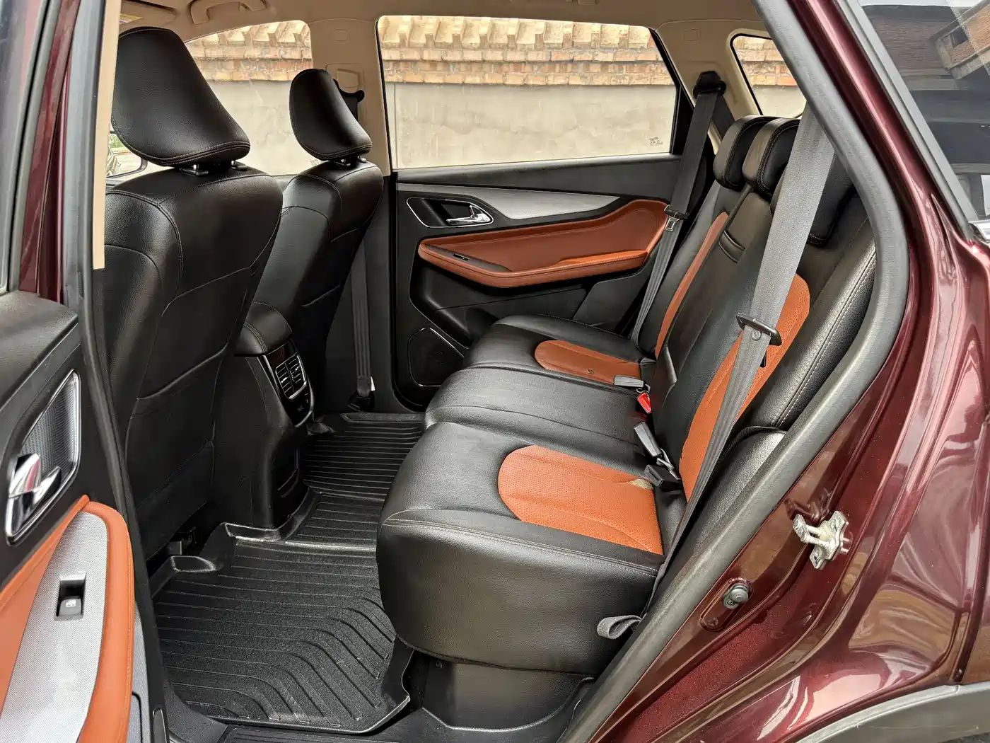 Baojun 560 2015 2015 1.8L Manual Elite