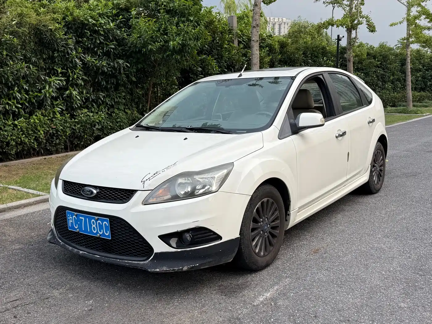 Photo 1 - Ford Focus