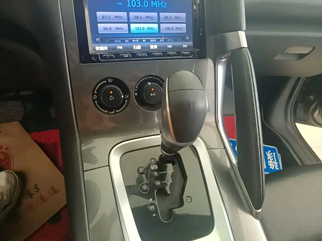 Peugeot 3008 2017 2016 1.6THP Automatic Standard Edition