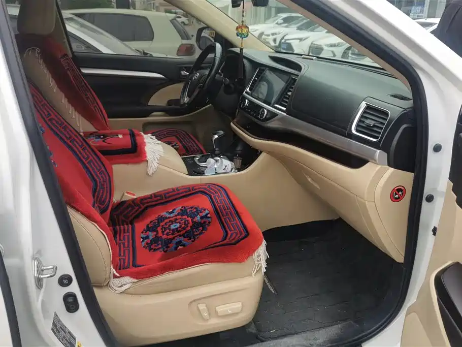 Toyota Highlander 2017 2.0T 4WD Premium 7-Seater фото 8
