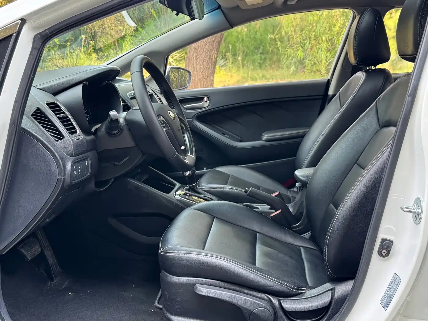 Kia K3 2016 1.6L Automatic GLS фото 6