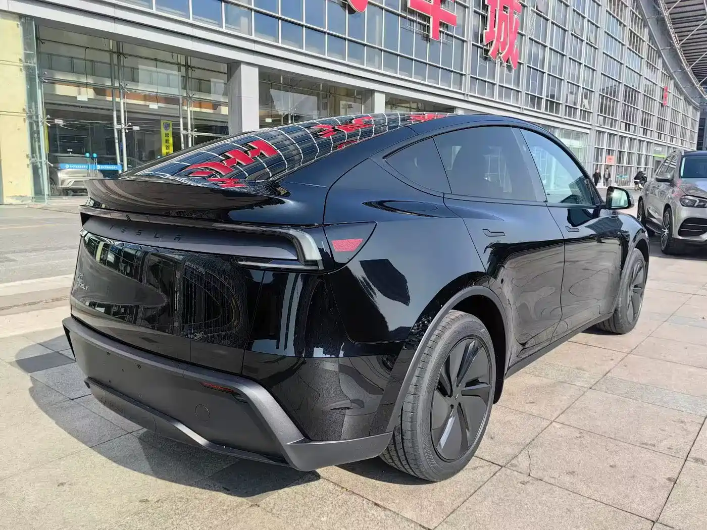 Tesla Model Y 2026 2026 Rear-Wheel Drive