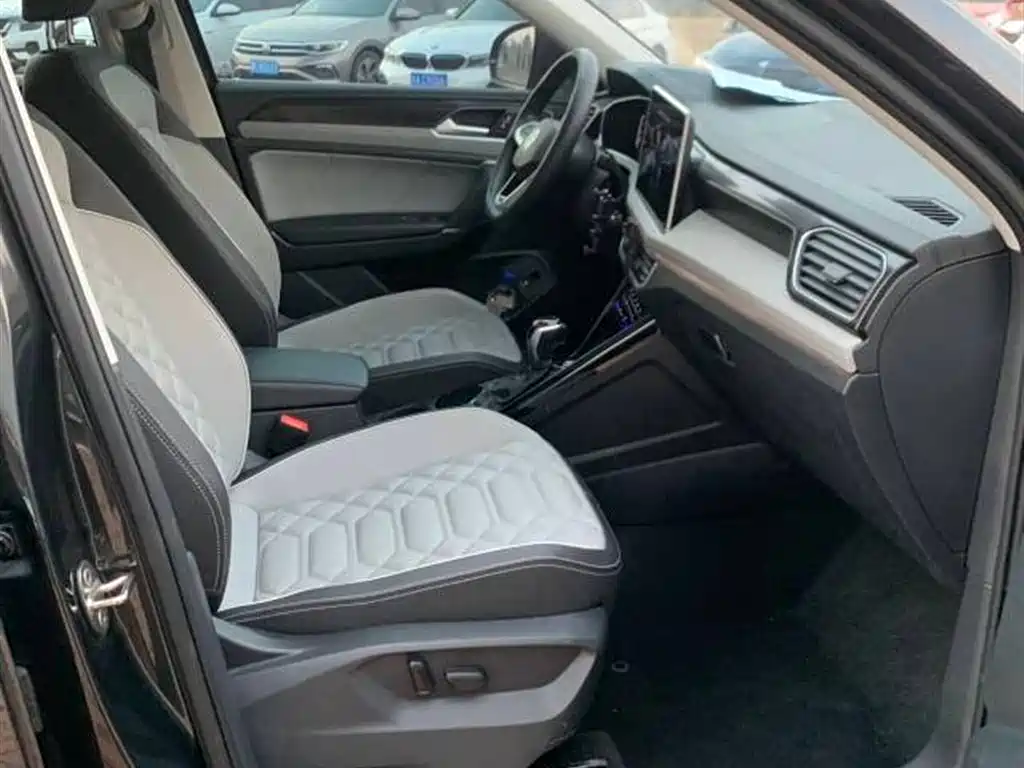 Volkswagen Tayron 2023 280TSI 2WD Luxury Plus Advanced Edition фото 15