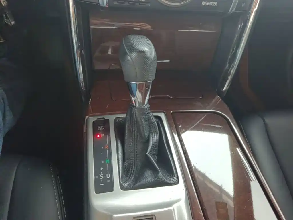 Toyota Reiz 2015 2013 2.5S Elite Edition