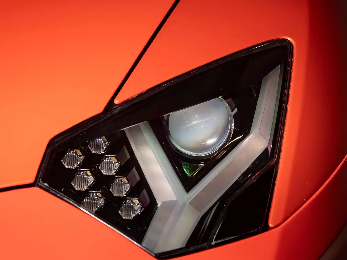 Lamborghini Aventador 2011 LP 700-4 фото 3