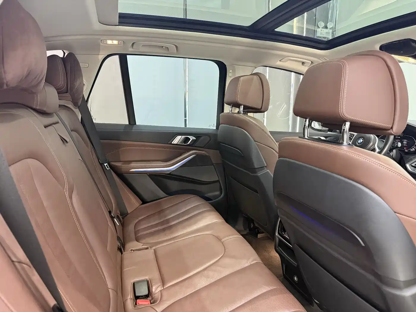 BMW X5 (Import) 2021 xDrive40i Exclusive M Sport Package фото 8