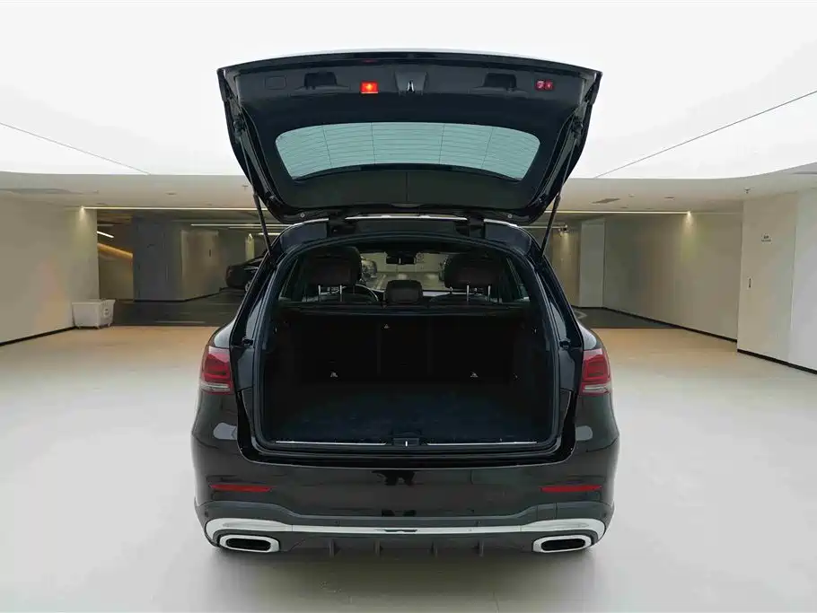 Mercedes-Benz GLC 2020 Facelift GLC 300 L 4MATIC Dynamic фото 6