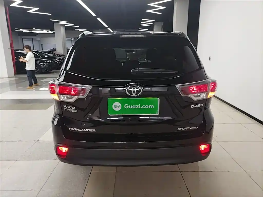 Toyota Highlander 2017 2.0T 4WD Premium 7-Seater фото 6