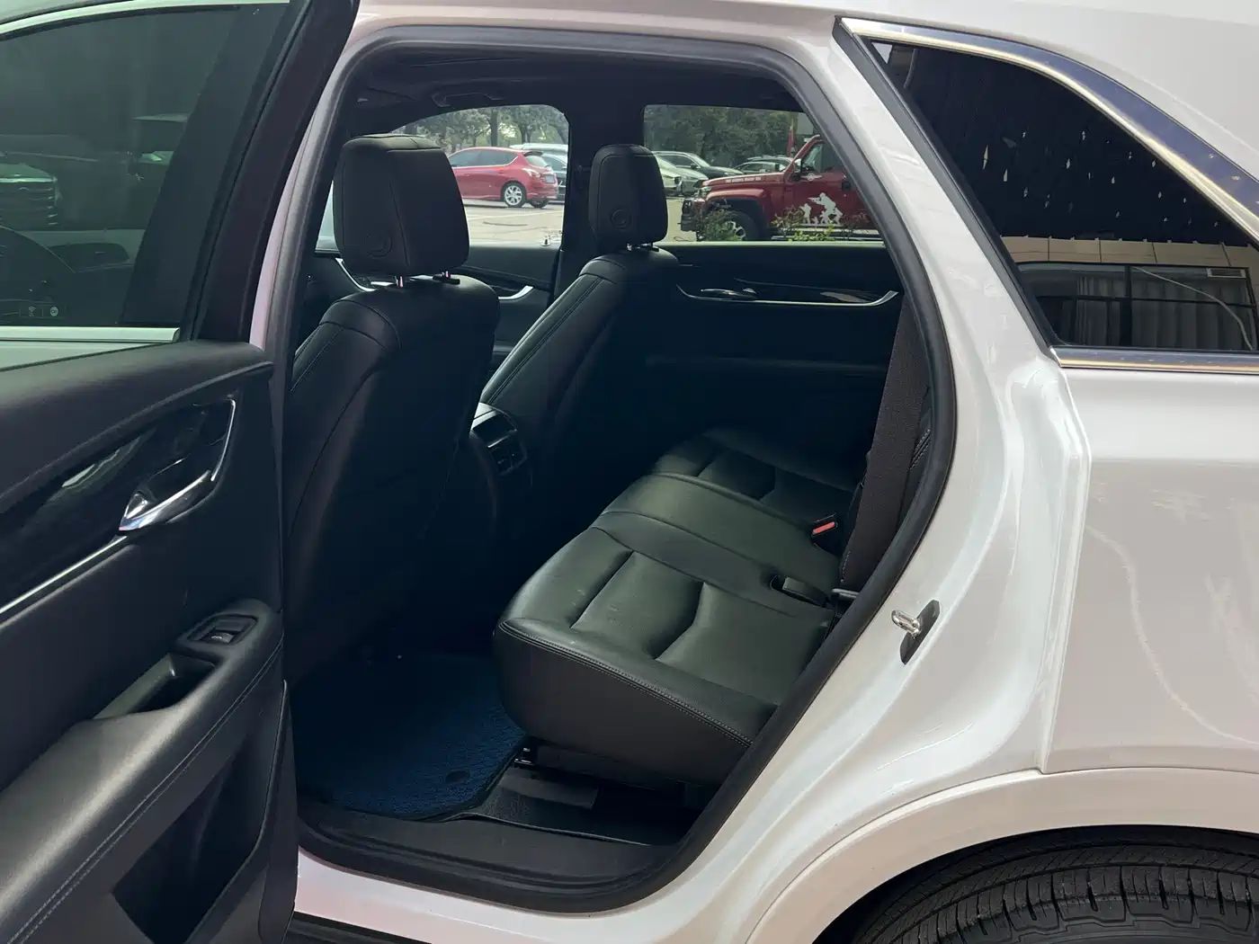 CADILLAC XT5