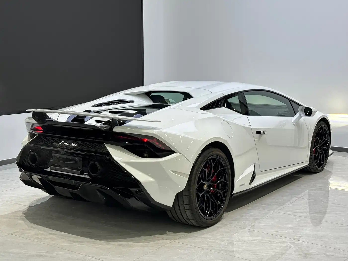 LAMBORGHINI HURACÁN