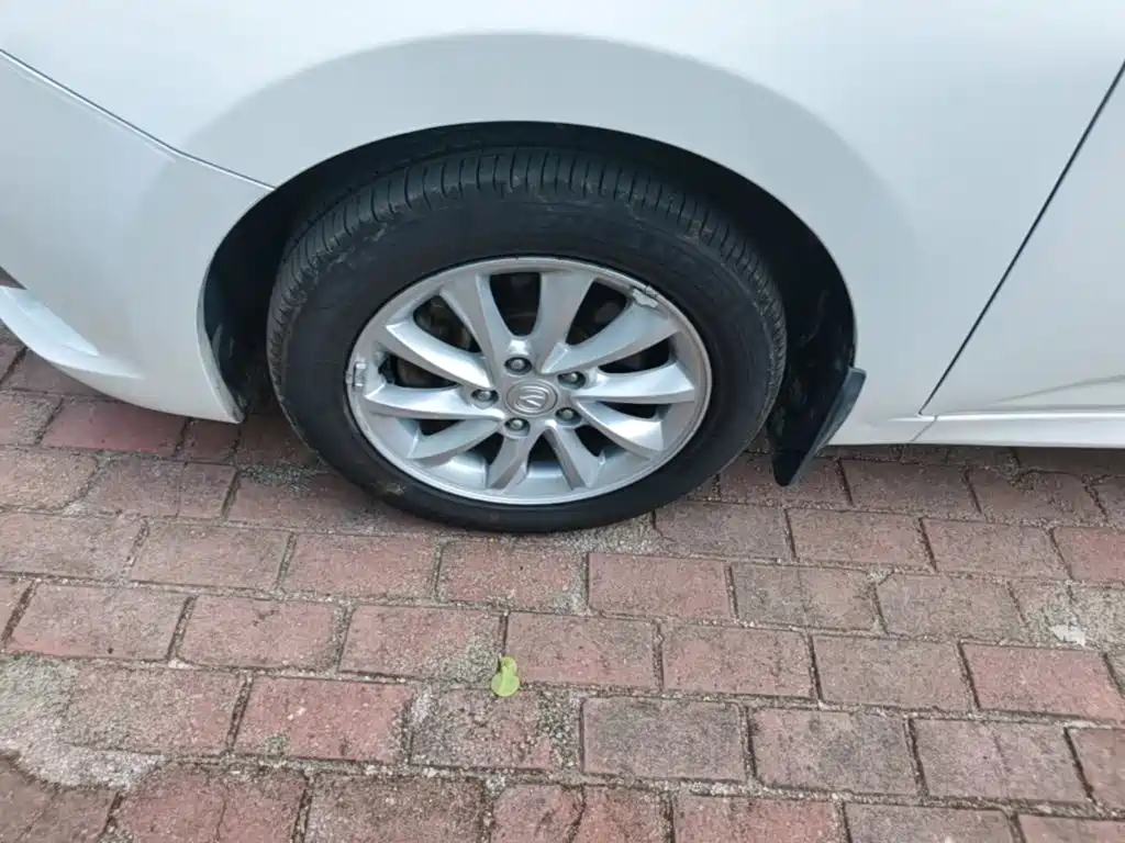 Фото 23 - Changan Yuexiang V7