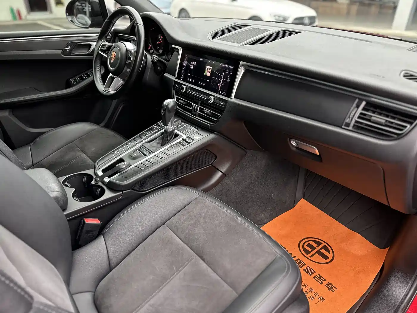 Porsche Macan 2020 Macan 2.0T фото 8
