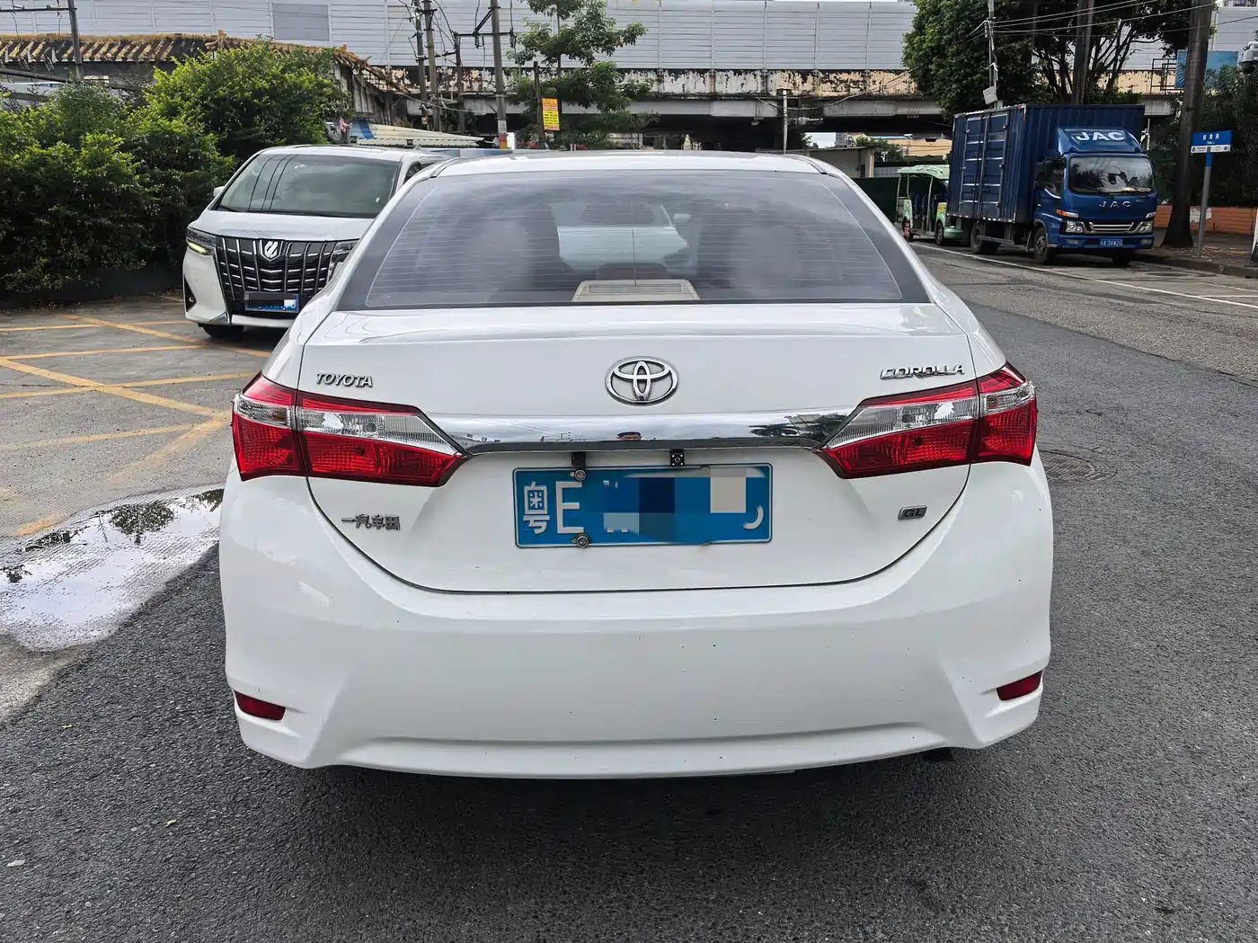 Фото 6 - Toyota Corolla