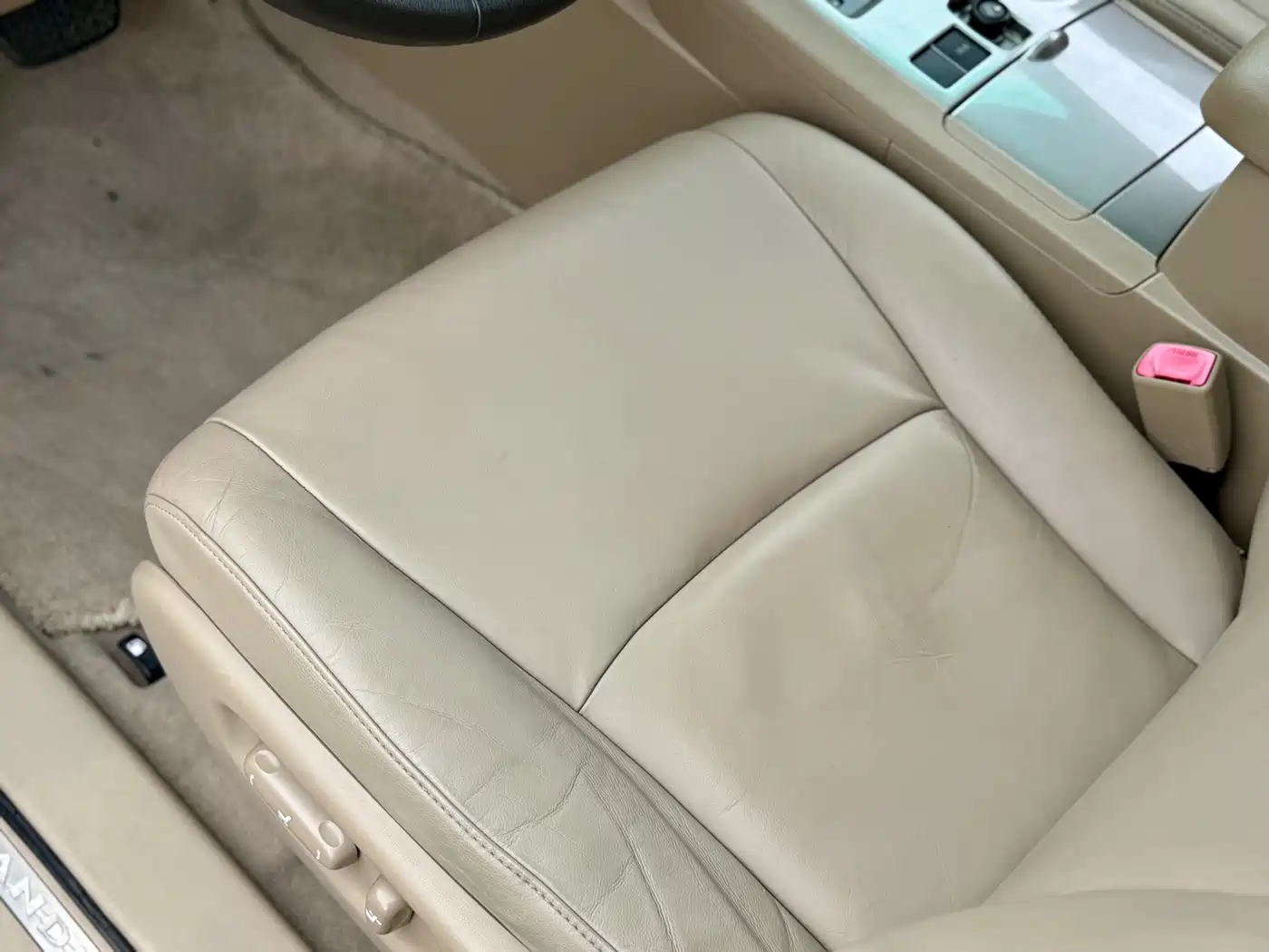 Toyota Highlander 2012 2.7L 2WD 7-Seater Luxury Edition фото 14