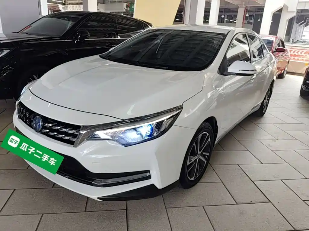 Venucia D60 2018 2018 1.6L CVT Smart Elite Edition