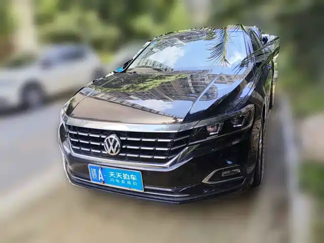 Volkswagen Passat 2020 330TSI Elite Edition China VI — фото 1
