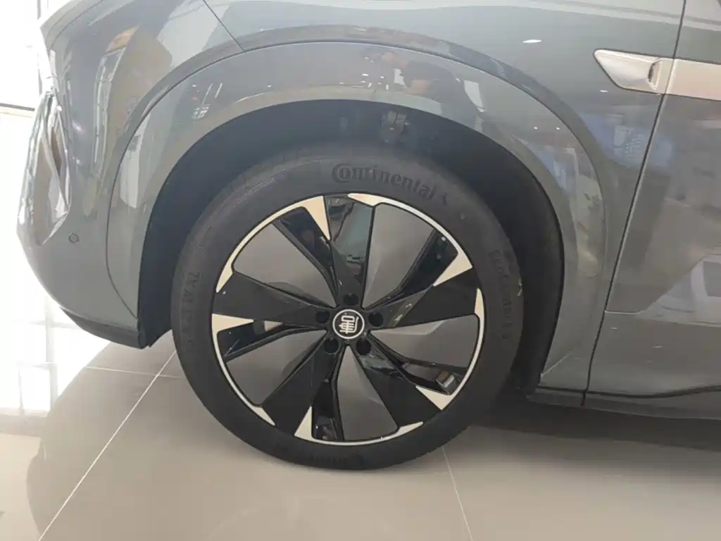 BYD Tang L 2025 2025 DM 175KM Drone Player Edition