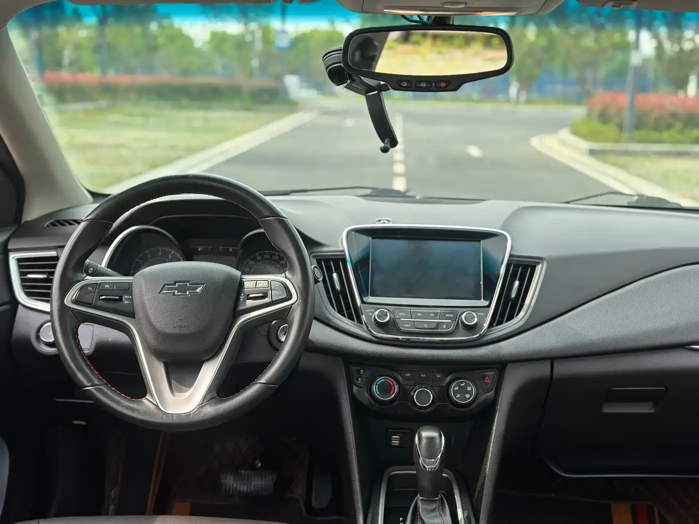 Chevrolet Monza 2019 Redline 320T DCT Refreshing Edition VI фото 19