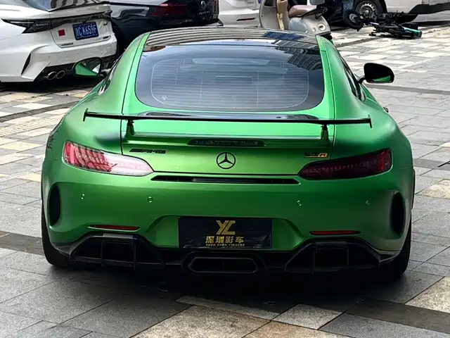 Mercedes-Benz AMG GT 2017 AMG GT R — фото 5