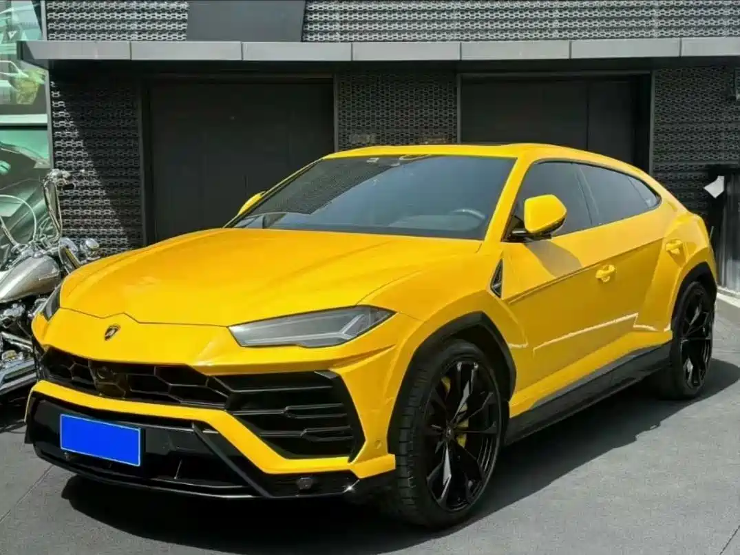 Lamborghini Urus 2021 4.0T V8