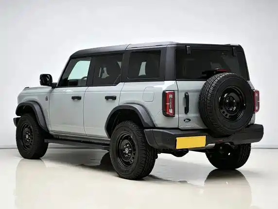 Ford Bronco 2025 2024 2.3T Black Diamond