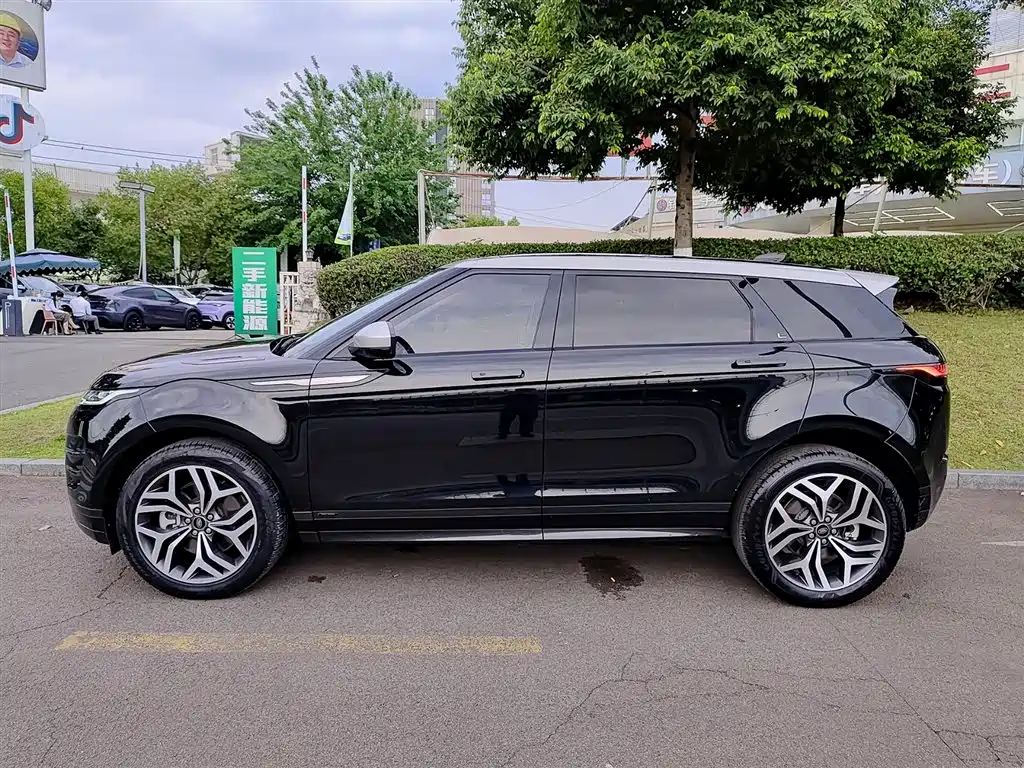 Land Rover Range Rover Evoque 2022 Range Rover Evoque L 249PS R-Dynamic Luxury Edition фото 3