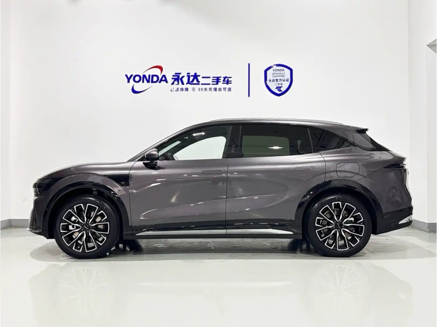 Zeekr 7X 2026 Model 103kWh Long Range RWD Intelligent Driving Edition фото 2