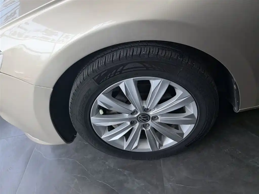 Volkswagen Bora 2016 Model 1.6L Manual Comfort фото 23