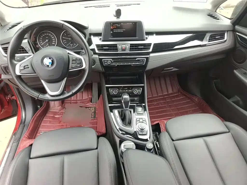 BMW 2 Series Tourer (Import) 2015 218i Sport Design Package фото 10