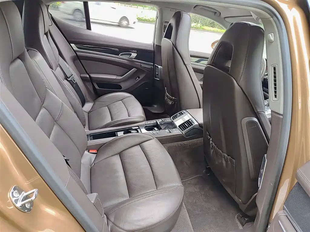 Porsche Panamera 2014 Panamera 3.0T фото 11