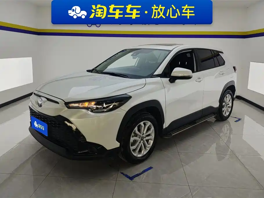 Toyota Frontlander 2022 2.0L CVT Leading Edition