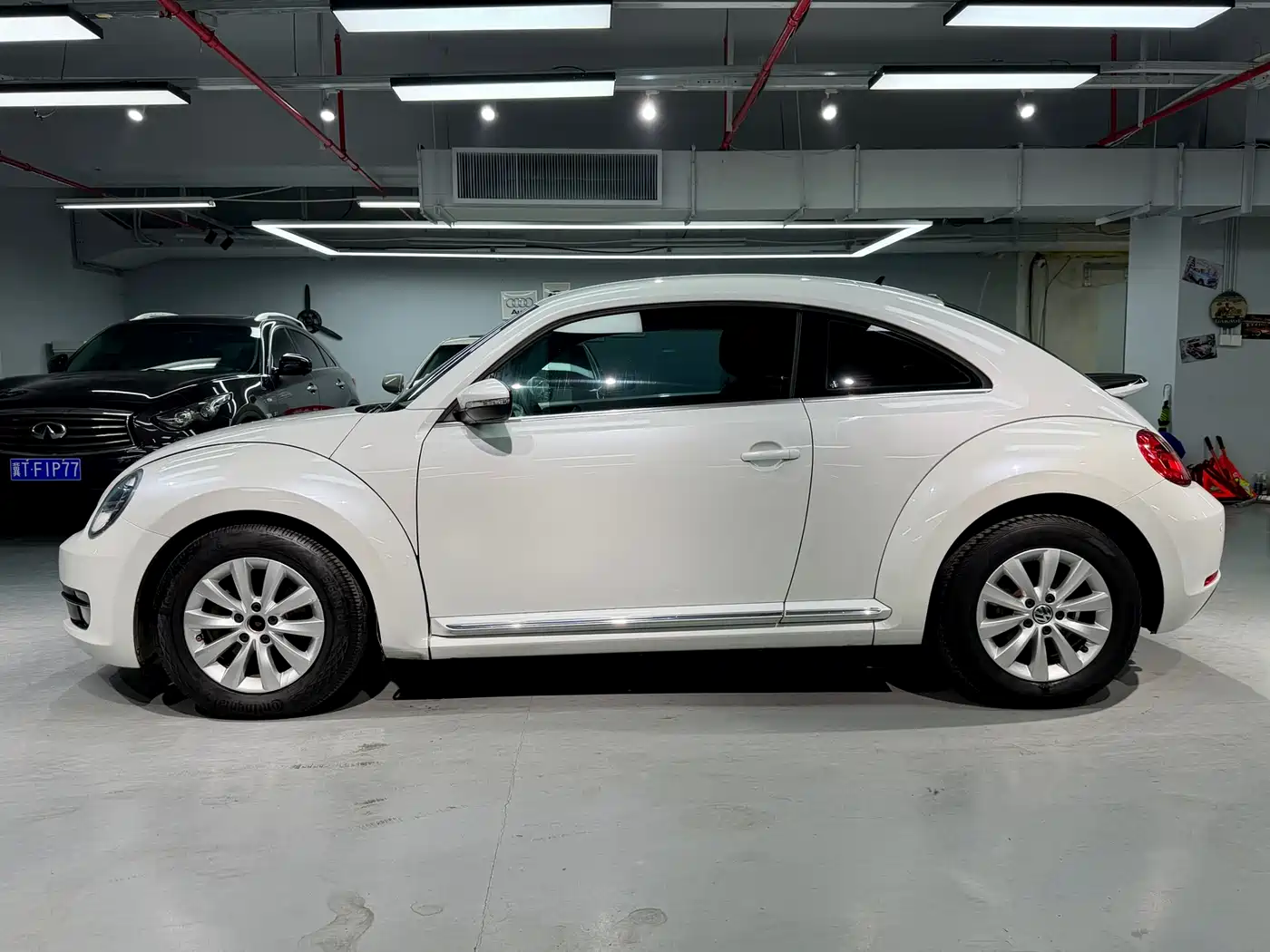 Volkswagen Beetle 2013 1.4TSI Fashion Edition фото 4