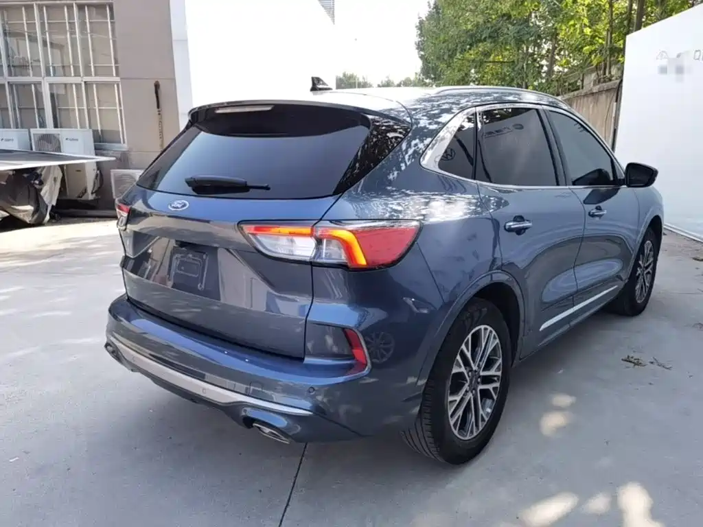Ford Escape 2022 2020 EcoBoost 245 2WD Smart Premium Edition