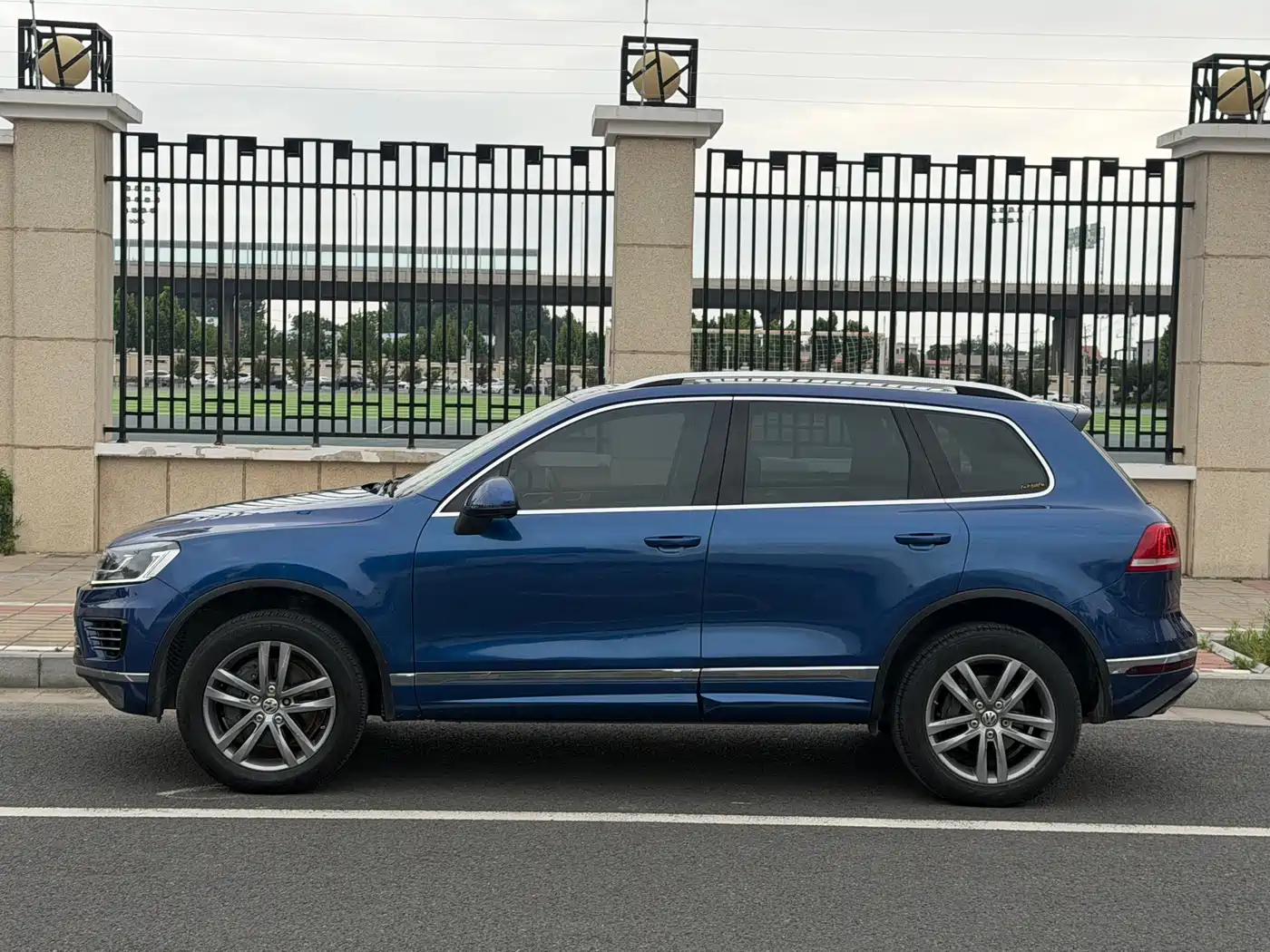 Volkswagen Touareg 2016 3.0TSI High Configuration фото 4