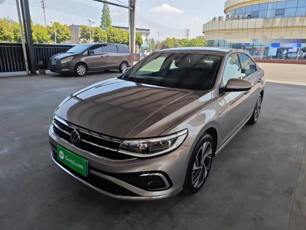 Volkswagen Bora 2023 300TSI DSG Premium Edition