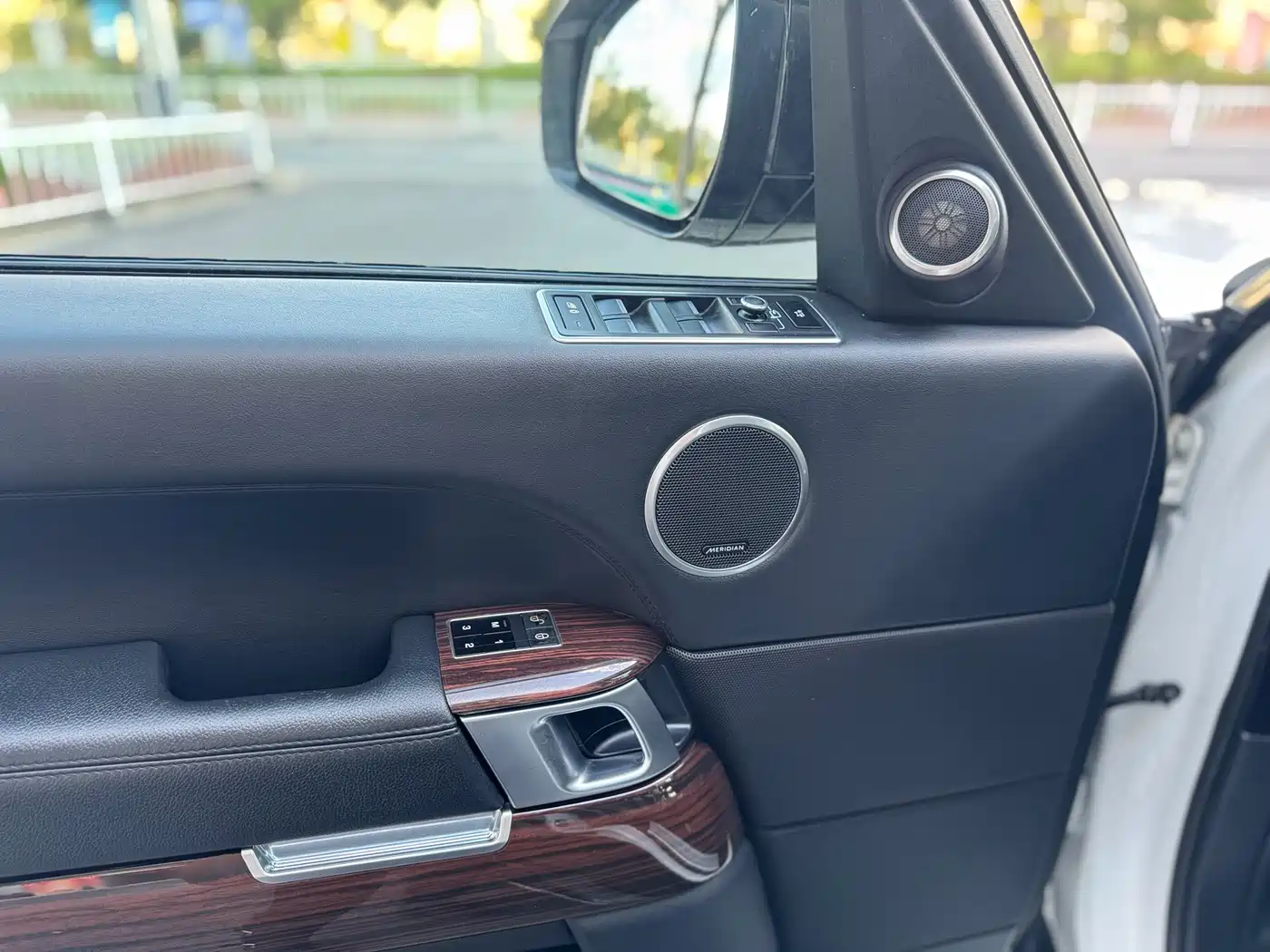 Land Rover Range Rover 2014 3.0 SC V6 Vogue фото 5