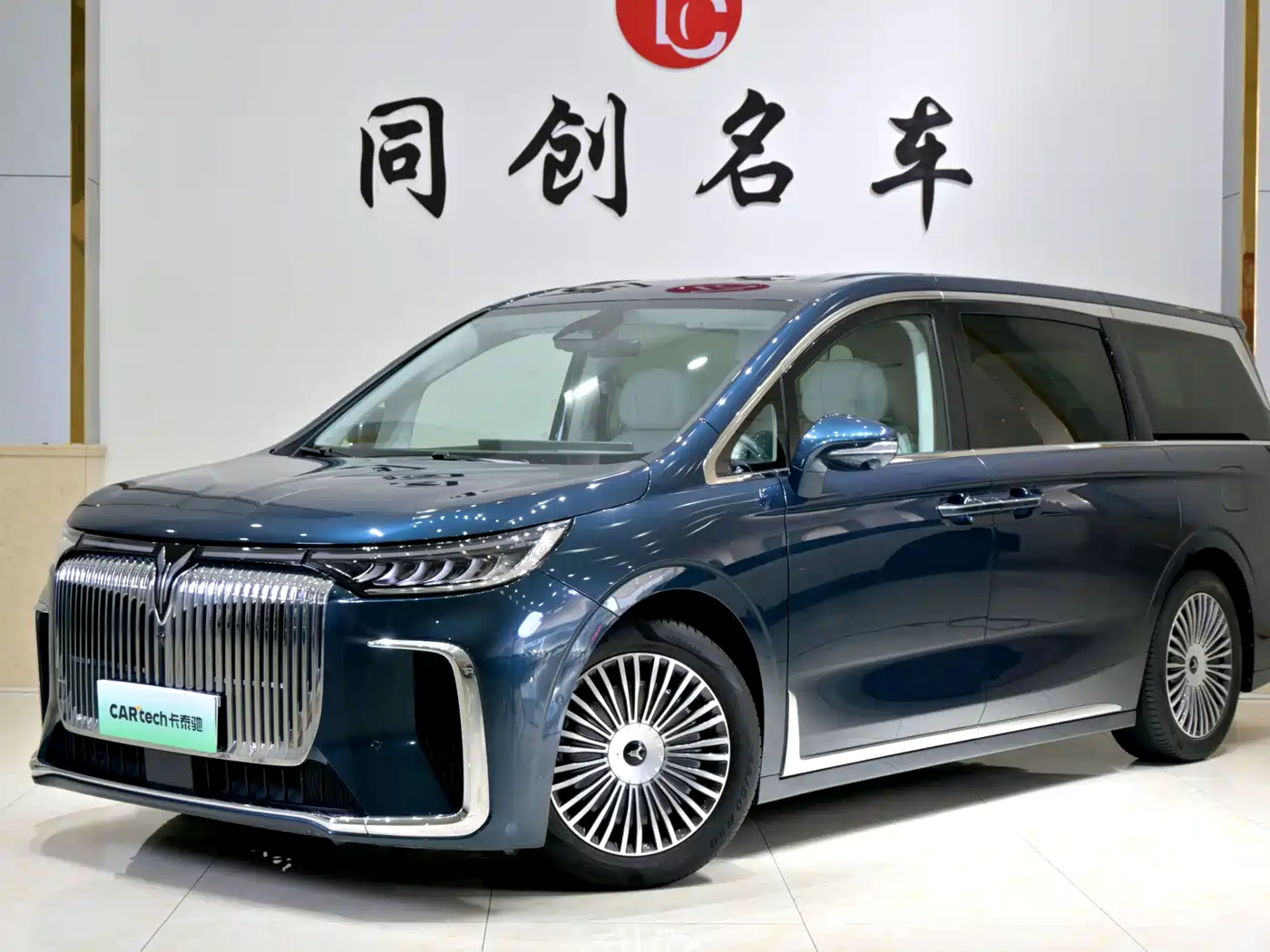 Voyah Dreamer 2025