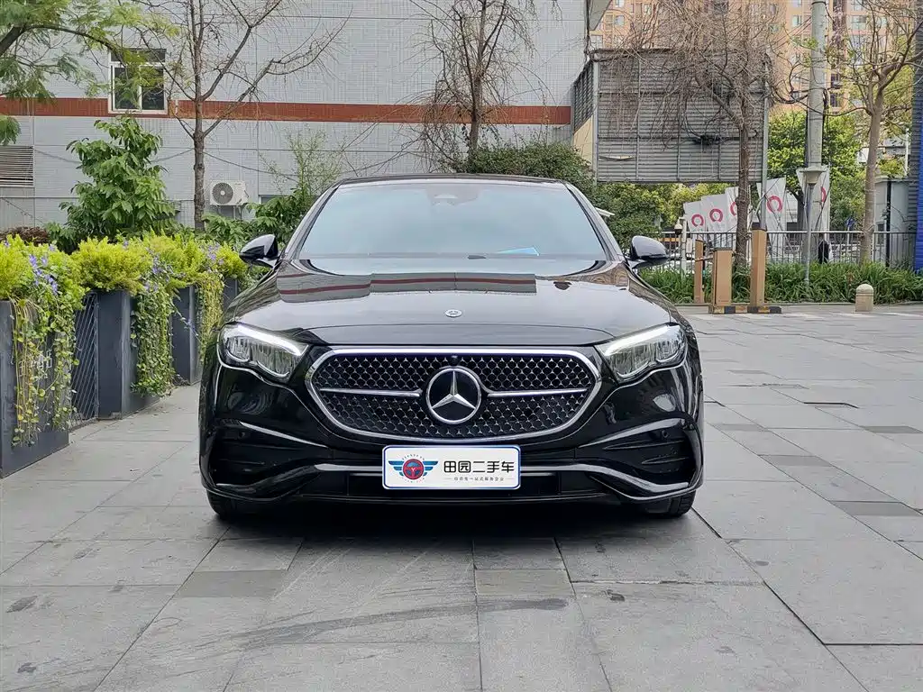 MERCEDES-BENZ E CLASS
