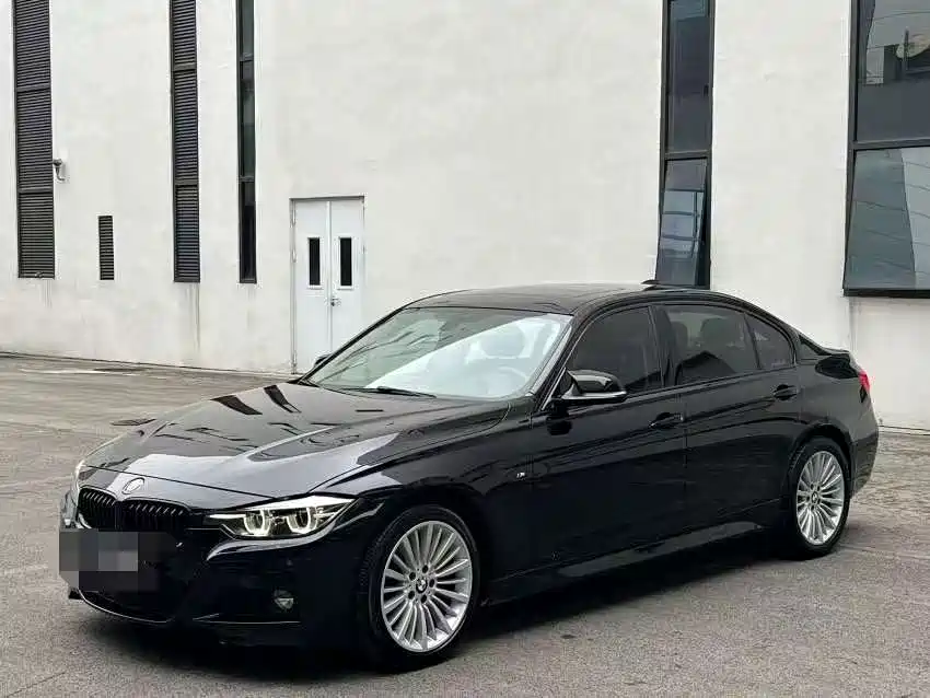 Фото 1 - BMW 3 Series