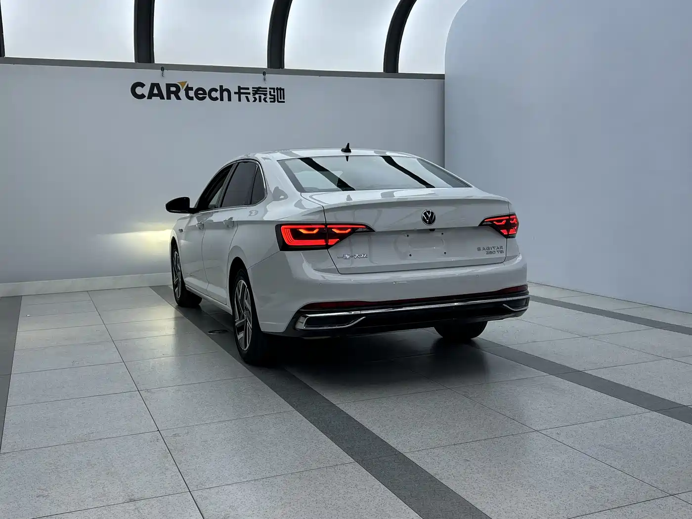 Volkswagen Sagitar 2023 280TSI DSG Beyond Lite фото 14