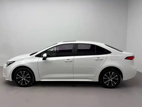 Toyota Levin 2024 185T CVT Luxury Edition фото 4