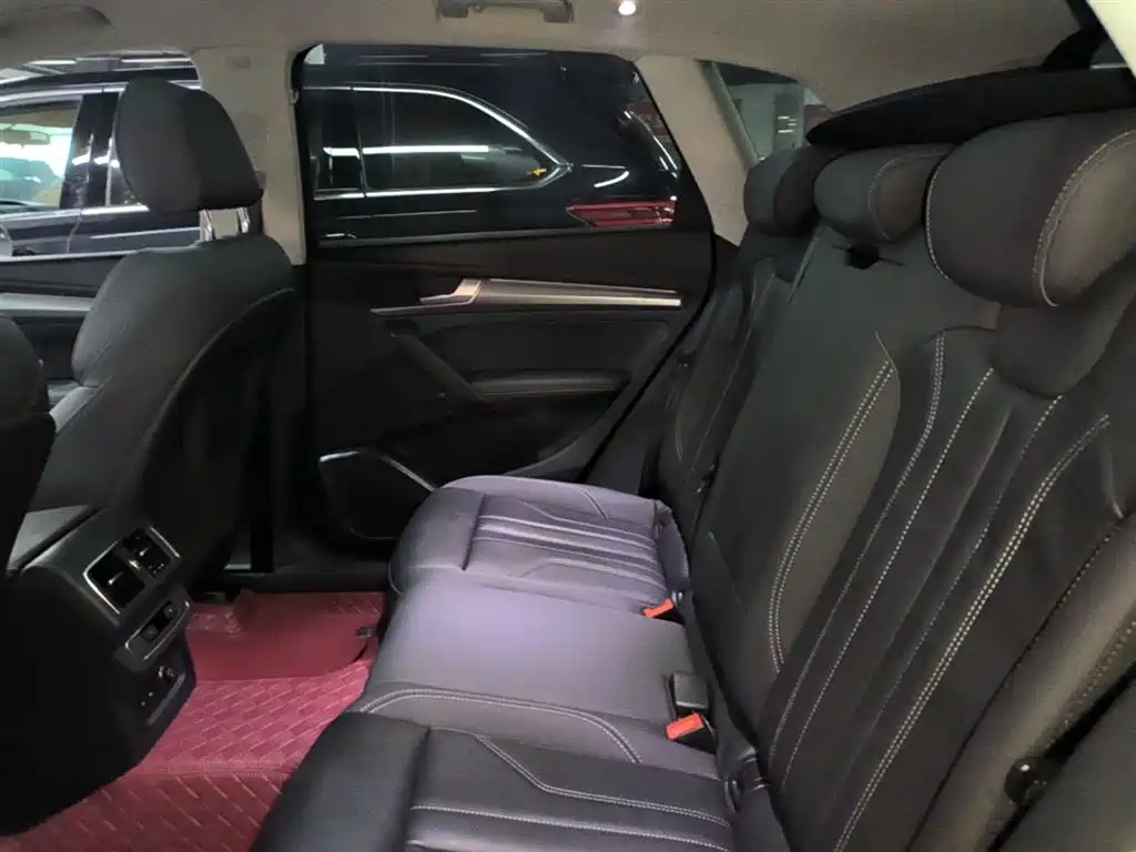Audi Q5L 2022 40T Luxury Dynamic фото 17