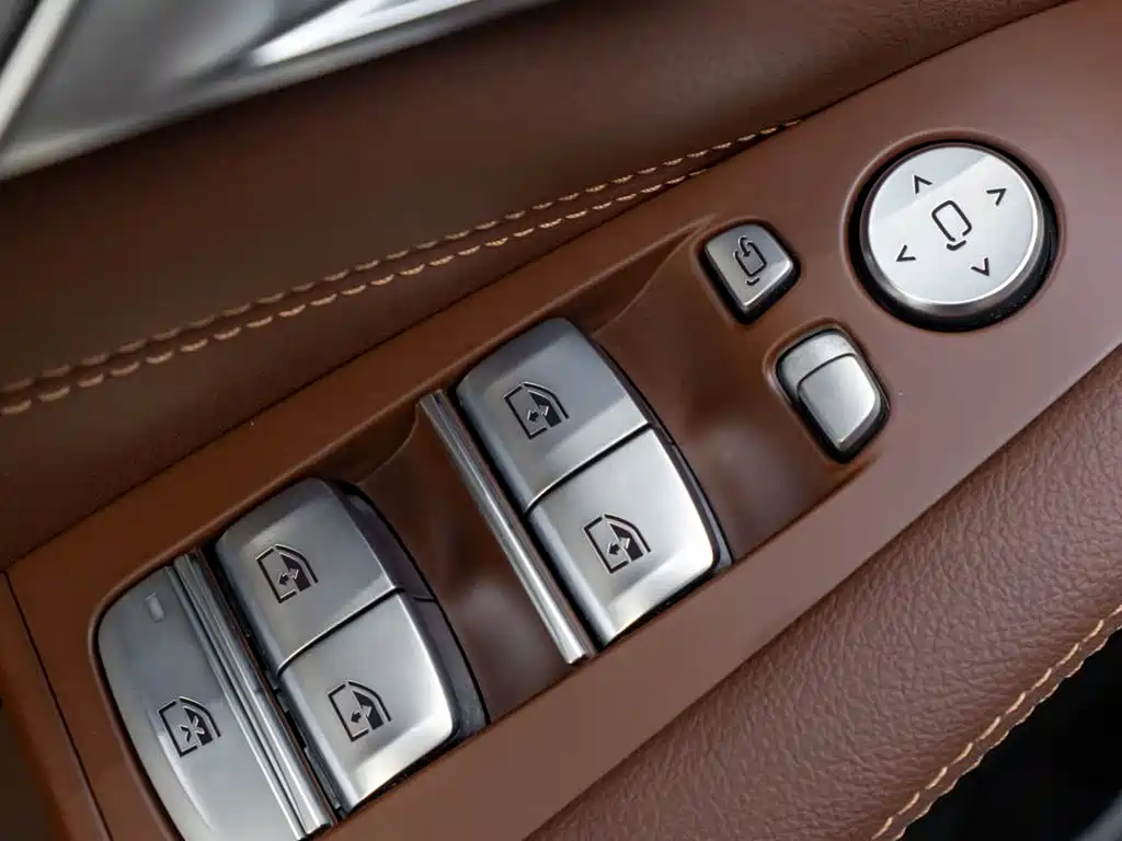 Фото 21 - BMW X7
