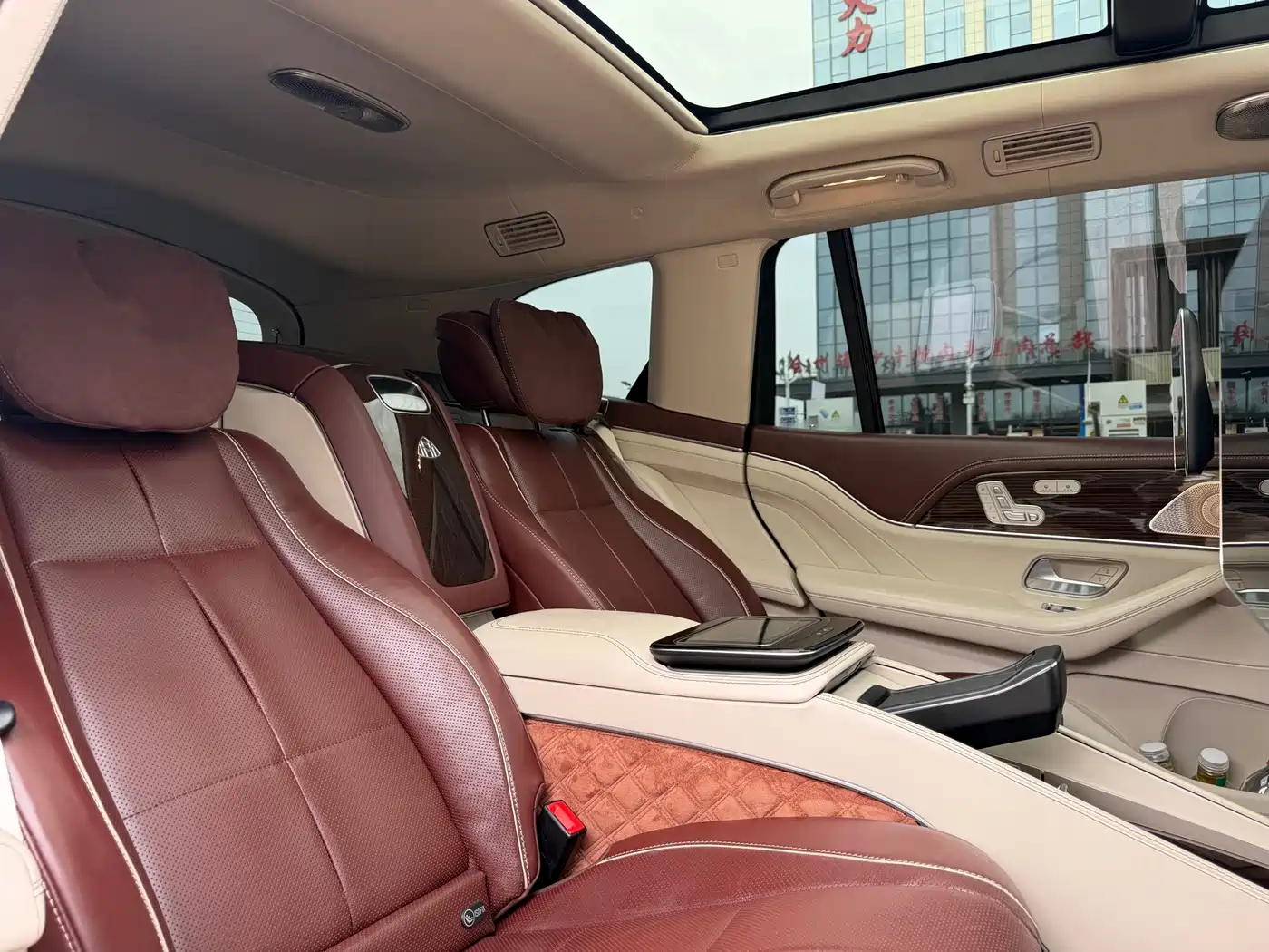 MERCEDES-BENZ MAYBACH GLS