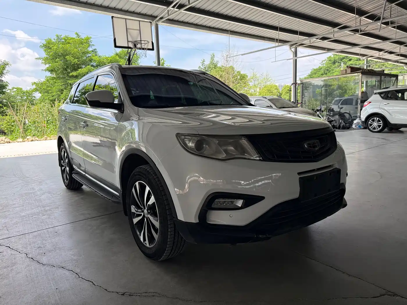 Фото 2 - Geely Boyue