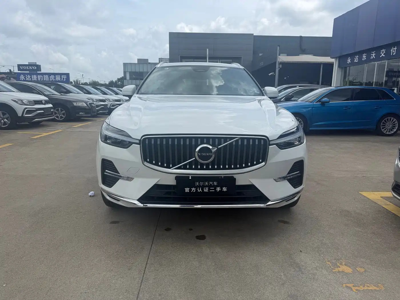 Volvo XC60 2024 2024 B5 AWD Zhiyi Luxury Edition