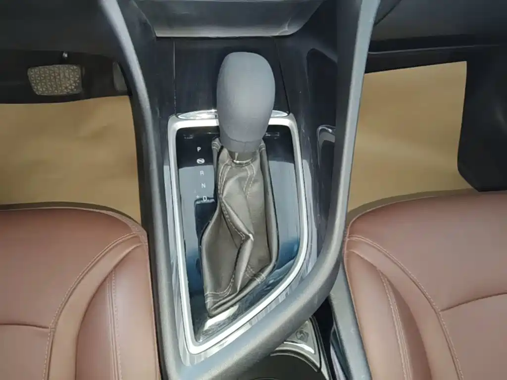 Buick GL6 2018 2018 18T 6-Seater Premium