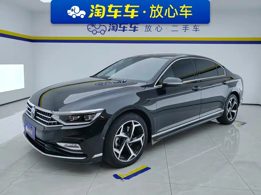 Volkswagen Magotan 2023 2 Million Units Anniversary Edition 330TSI DSG Leading Type