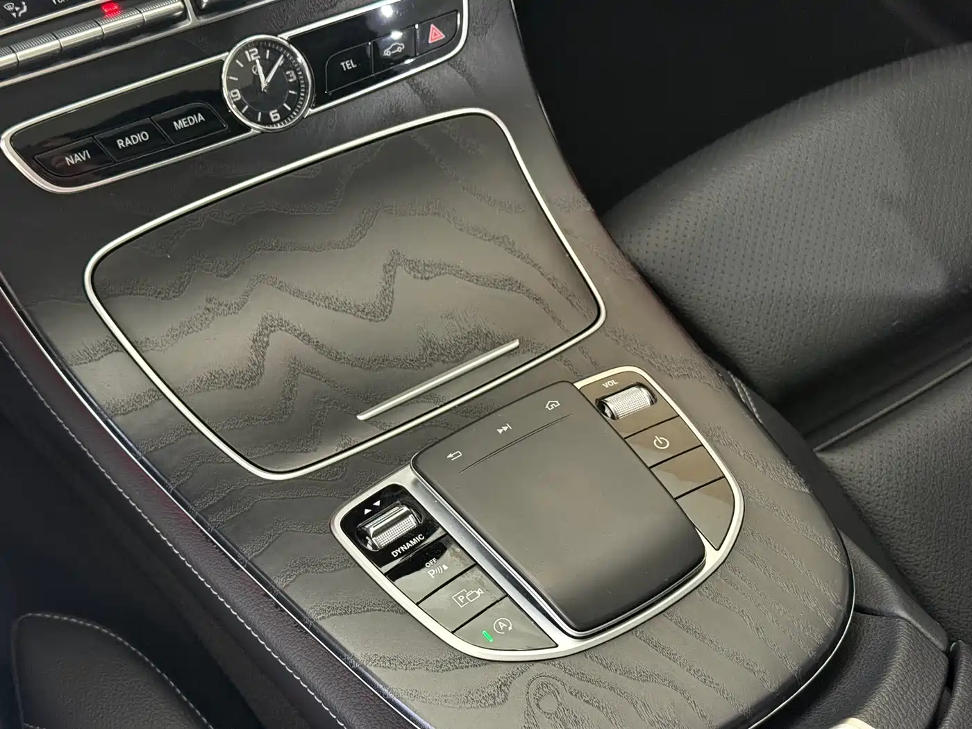 Mercedes-Benz E-Class 2019 E 200 L Sport фото 9