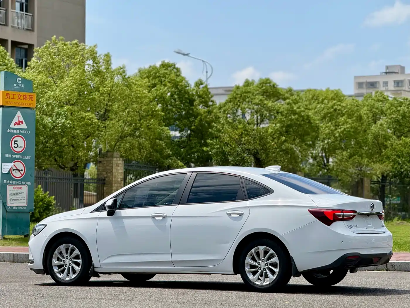Buick Verano 2020 15T Auto Progressive фото 7